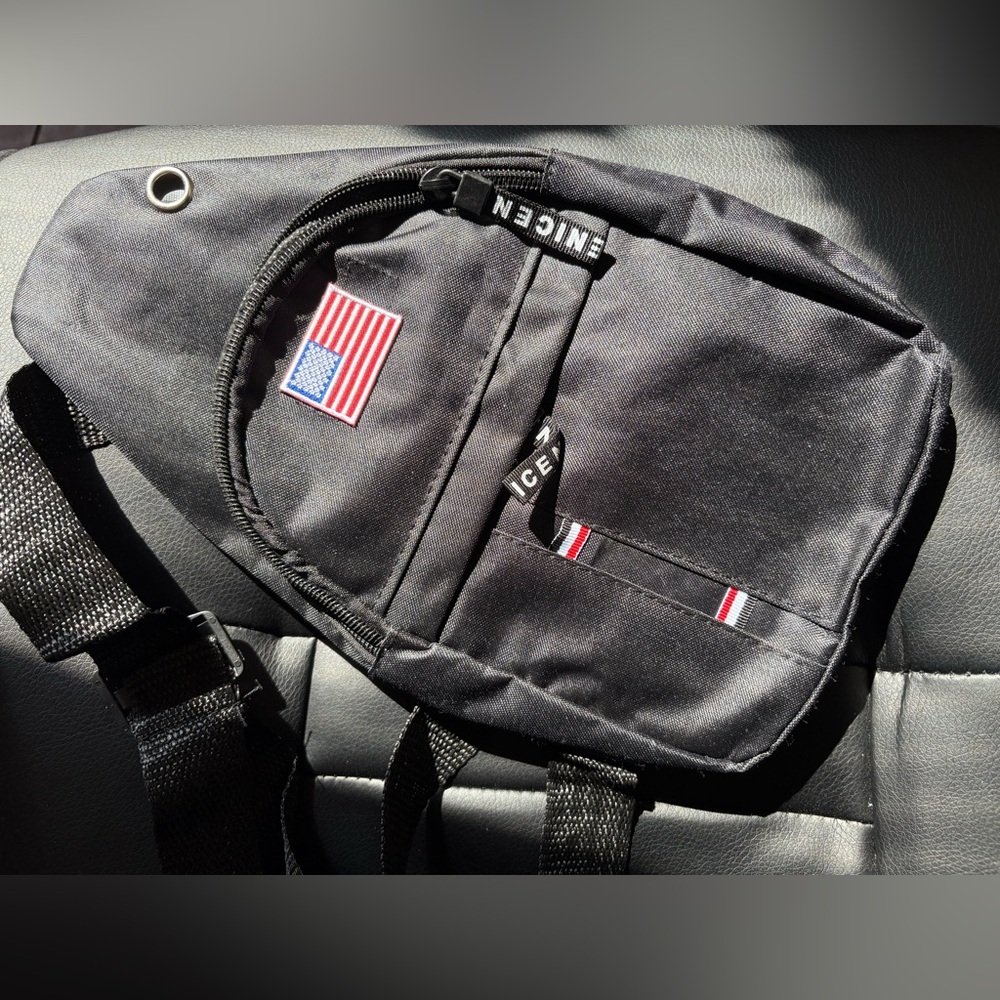 Men’s sling bag